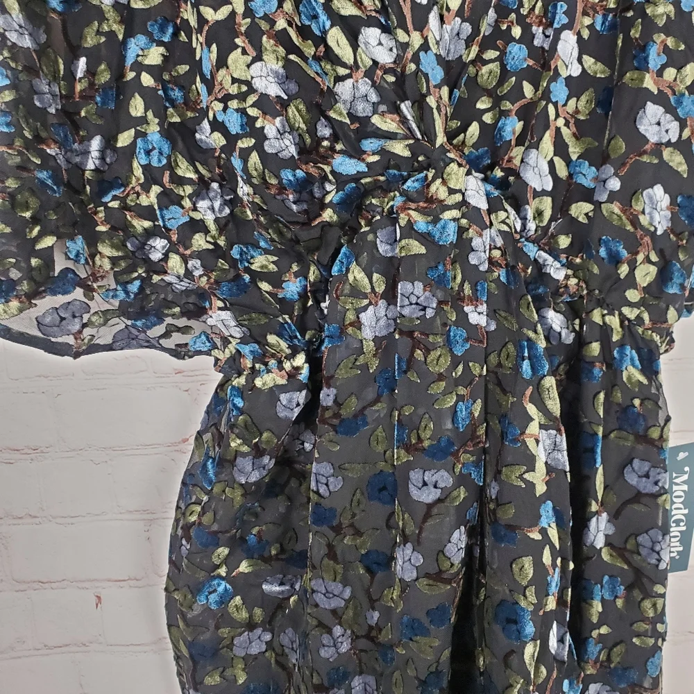NEW Modcloth Dramatic Depths Velvet Dress Sz L Black Floral $119 Sheath Batwing